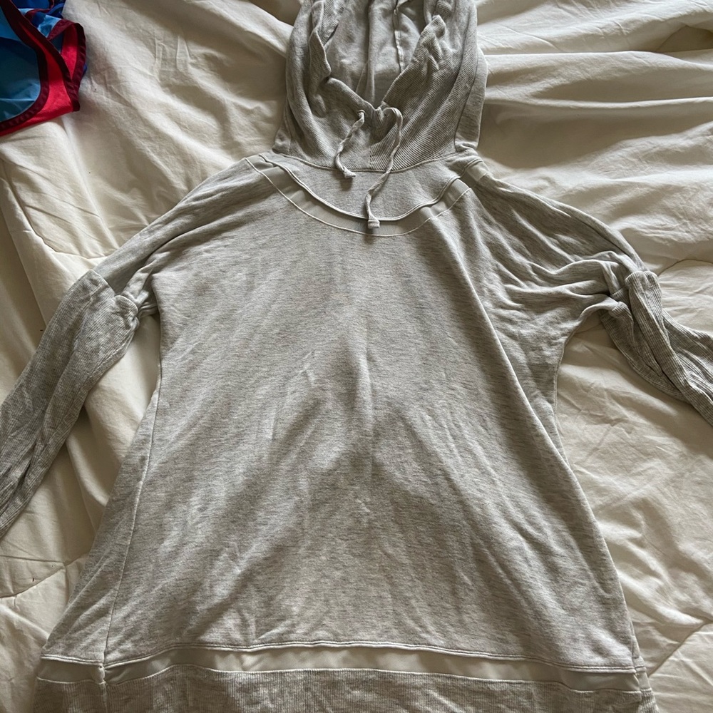 Lightweight long sleeve workout top